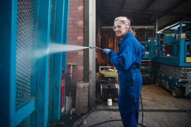 Best Restaurant Pressure Washing  in Vero Lake Estates, FL